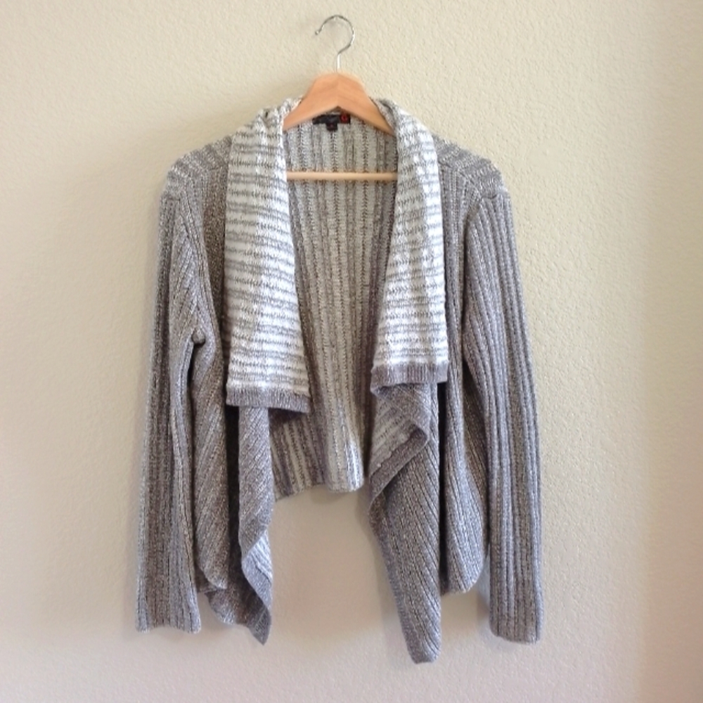 G by Guess 100% cotton size medium cardigan